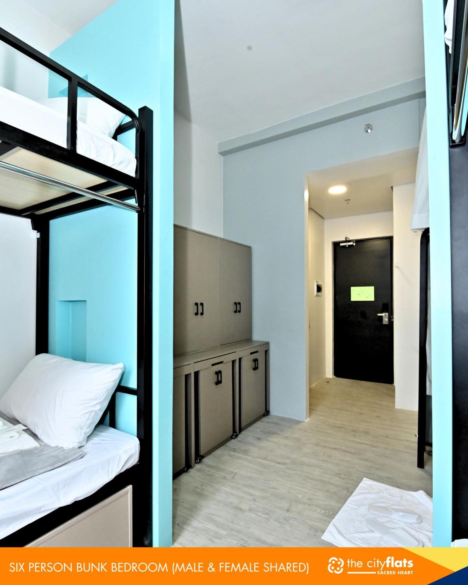 The City Flats Sacred Heart Makati City Номер фото