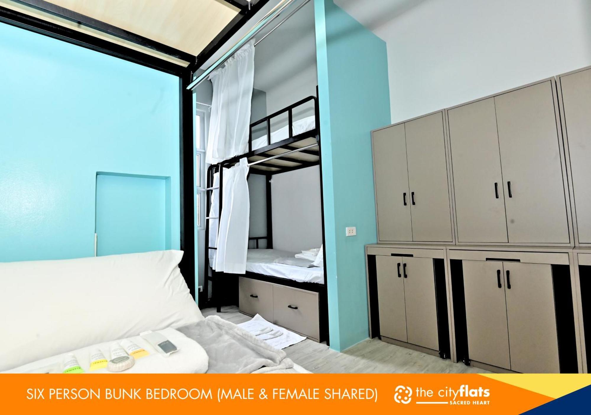 The City Flats Sacred Heart Makati City Номер фото